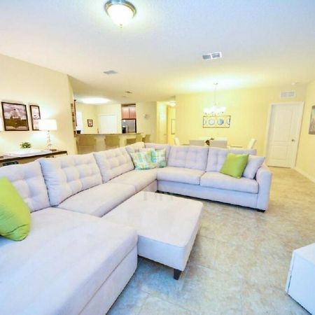 Make Memories With Your Family And Friends In This Beautiful Home 1014 Loughman 外观 照片